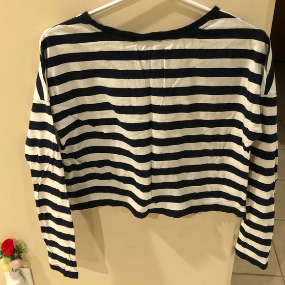 Crop long sleeve - Picture 2 of 4